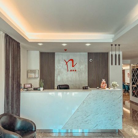 Hotel Neon Тимишоара Экстерьер фото